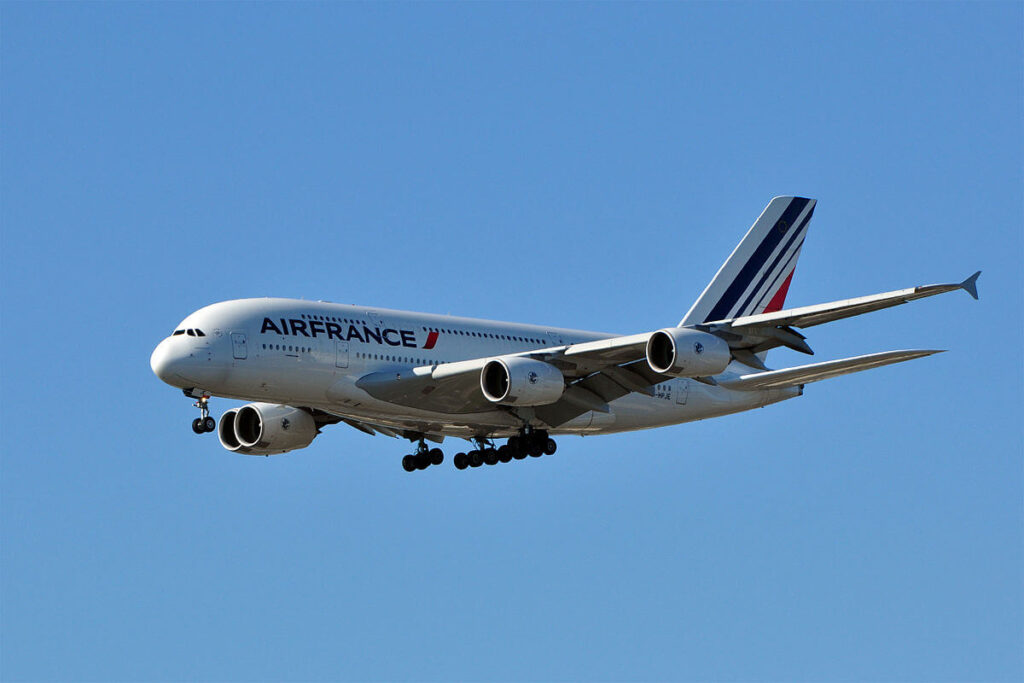 1200px-air_france_a380_f-hpje.jpg