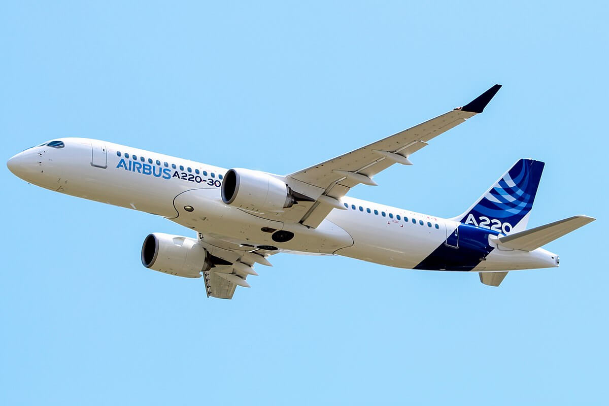 1200px-airbus_a220-300-2.jpg