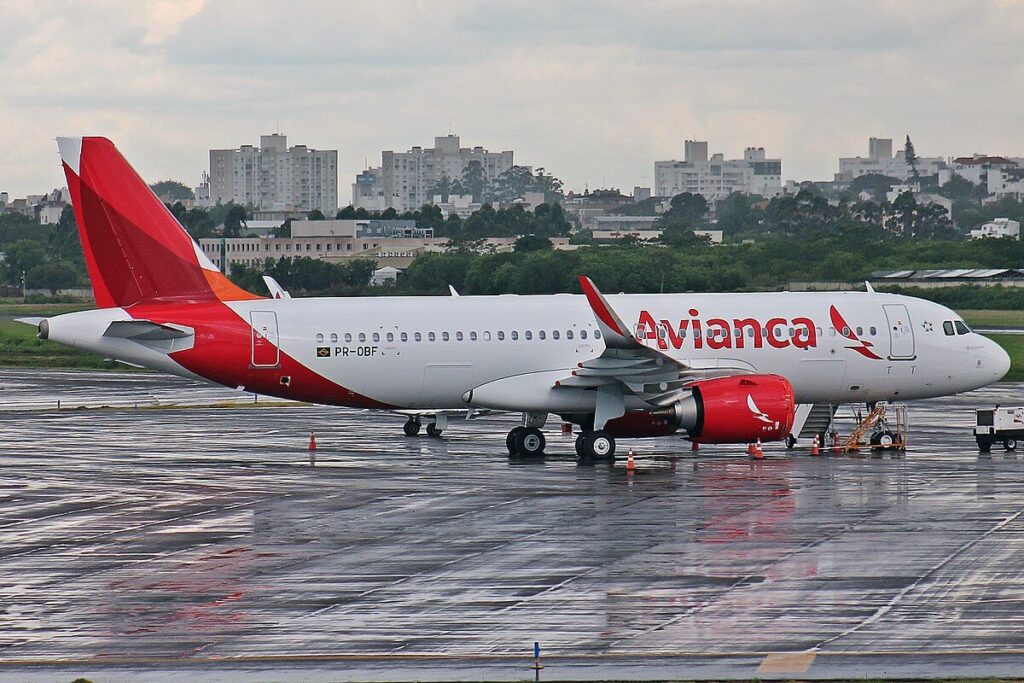 1200px avianca brasil airbus a320 251n pr obf 9jpg 1200px-avianca_brasil_airbus_a320-251n_pr-obf-9.jpg