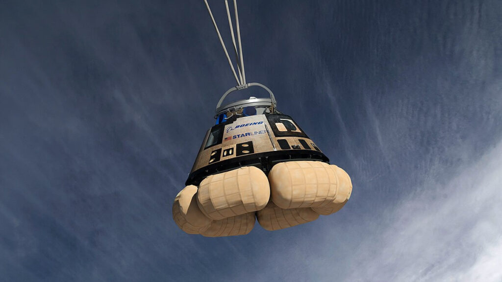 1200px cst 100 starliner dropjpg 1200px-cst-100_starliner_drop.jpg