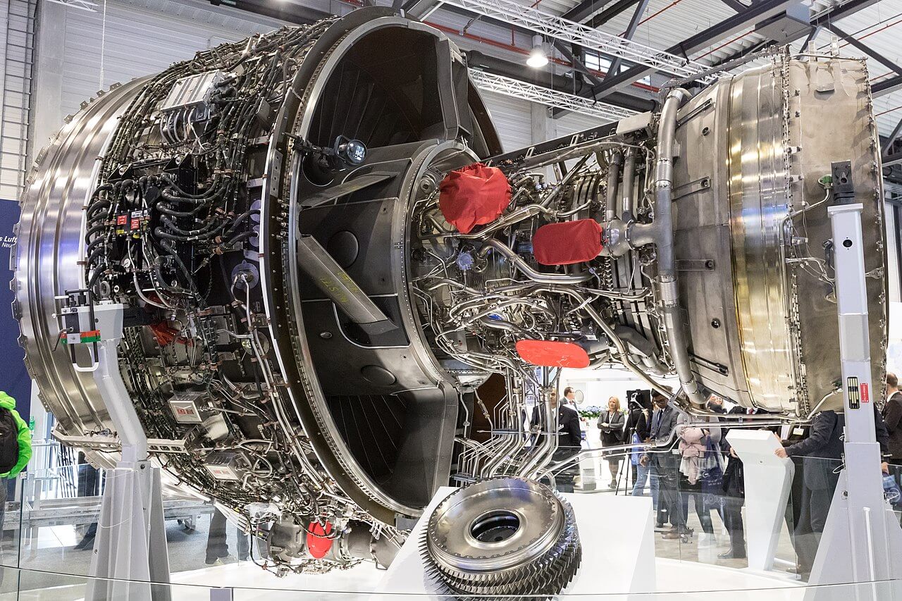 1280px-rolls-royce_trent_xwb_ila_2018-1.jpg