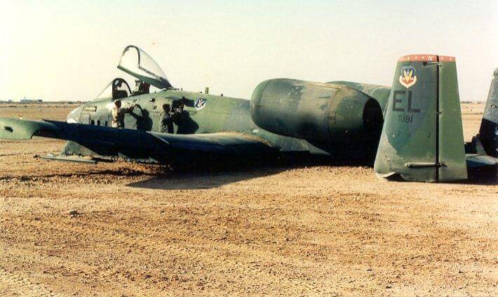 Crashlanded A-10 Gulf War