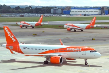easyJet A320