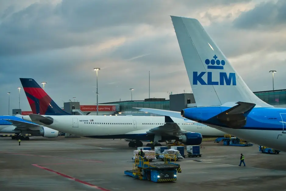 Aircraft at the gates of Schiphol Airport Aircraft at the gates of Schiphol Airport