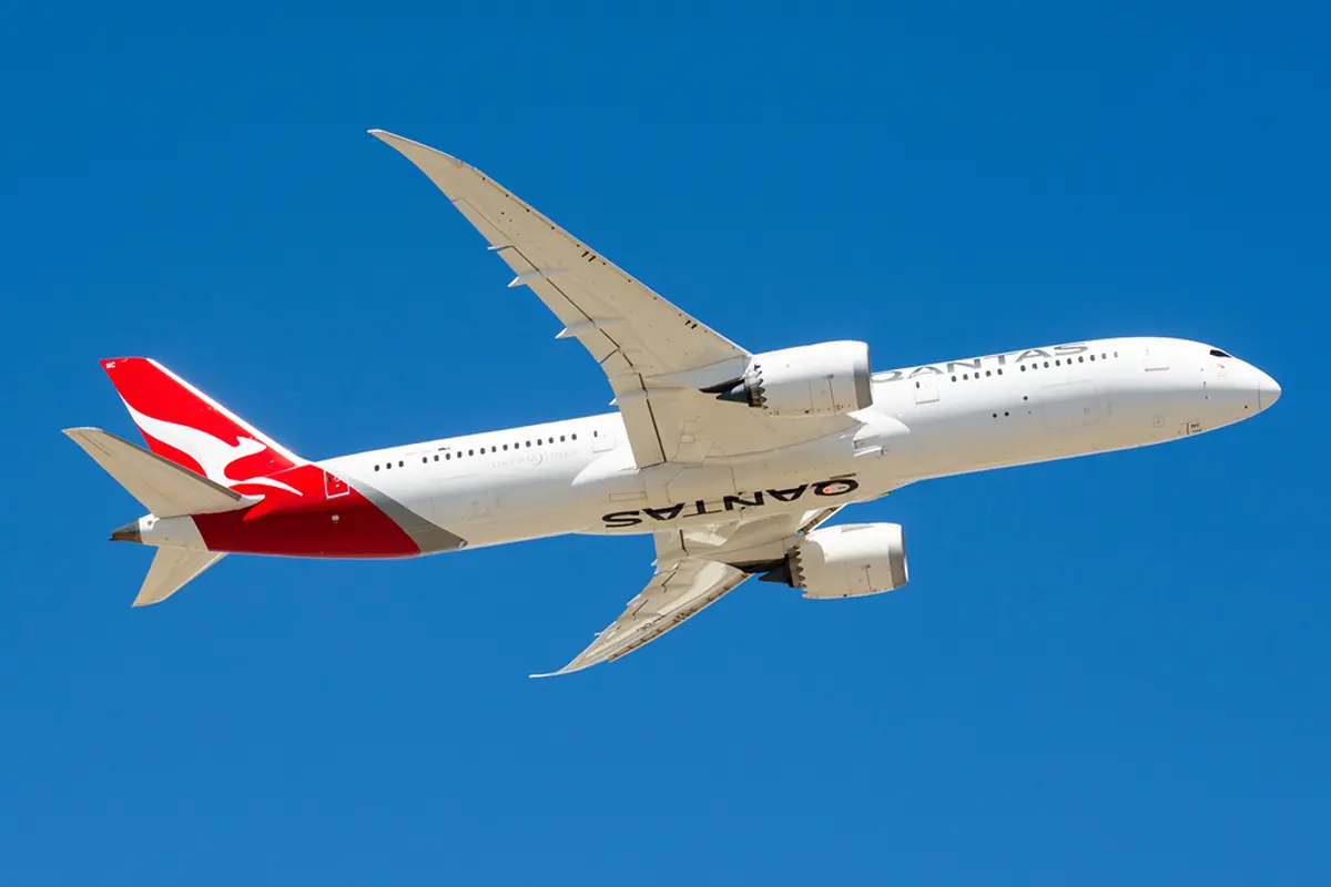 QF32 QF32