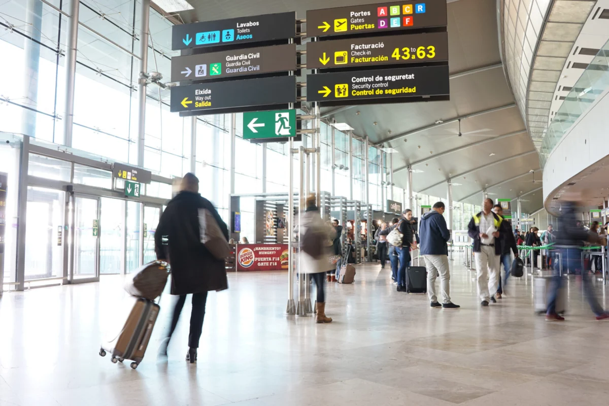 passengers inside the Valencia Airport passengers inside the Valencia Airport