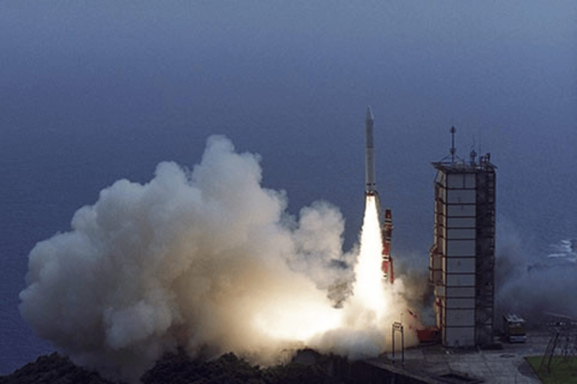 Epsilon's Engine Explosion Japan halts Epsilon S rocket test after explosion