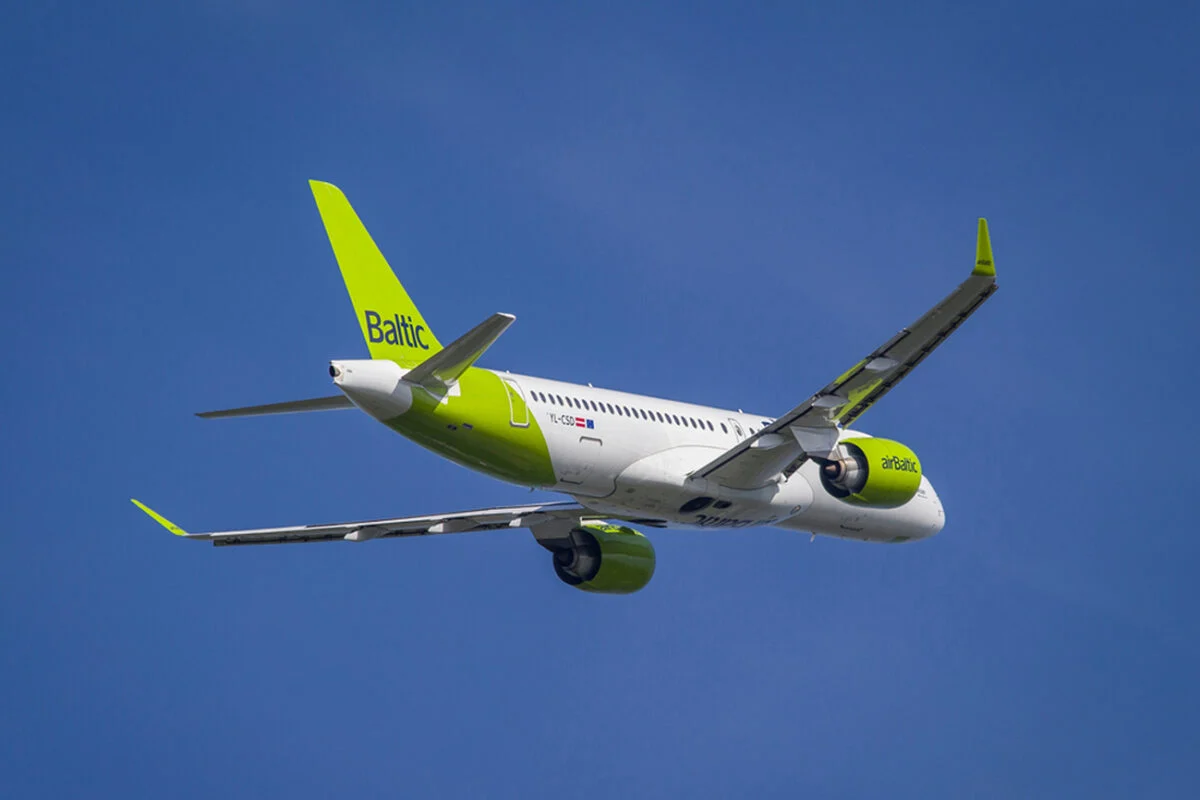 airBaltic A220 airbaltic
