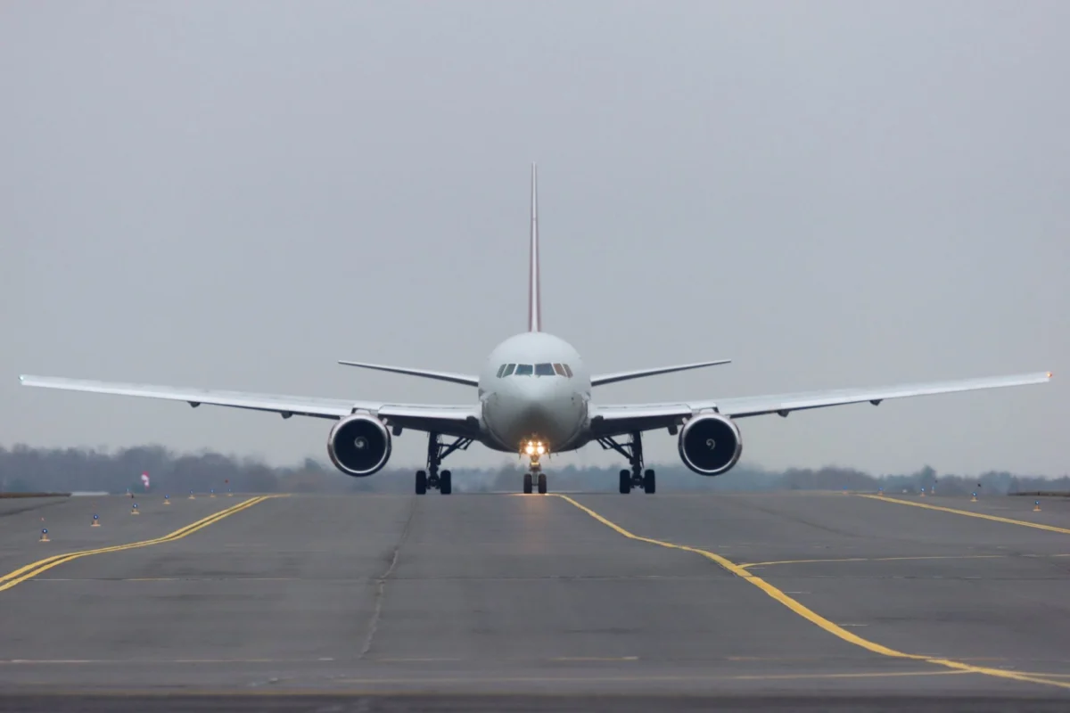 Omni Air International Boeing 767 33A
