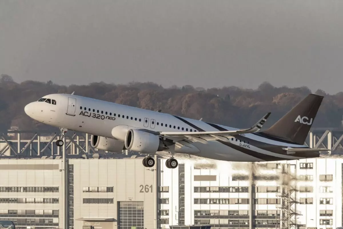 Airbus ACJ320neo