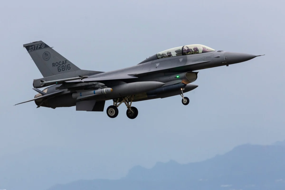 ROCAF F 16BM fighter jet ROCAF F 16BM fighter jet