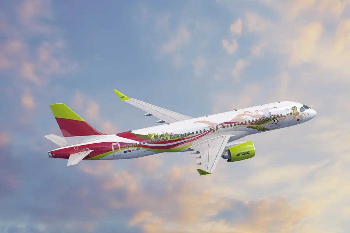 airBaltic A220 airBaltic A220
