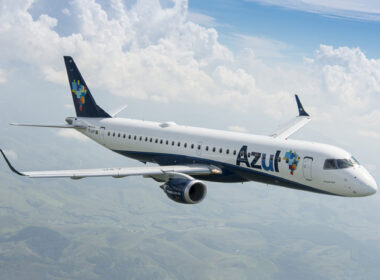 Azul Embraer E195-E2