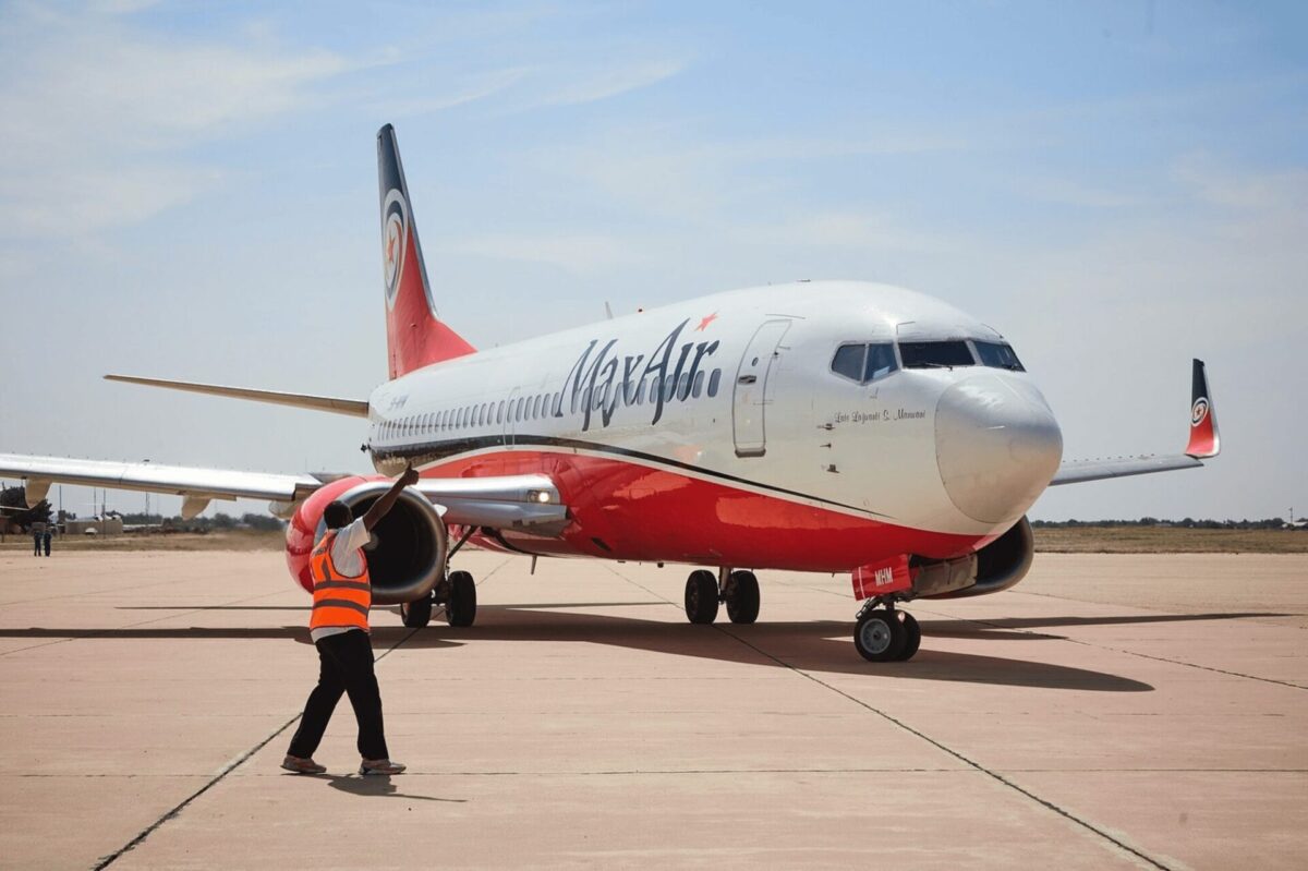 Max Air Boeing 737