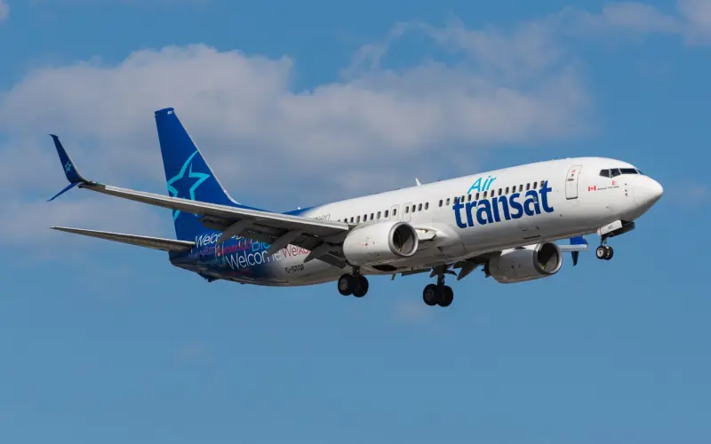 Air Transat Boeing 737 800