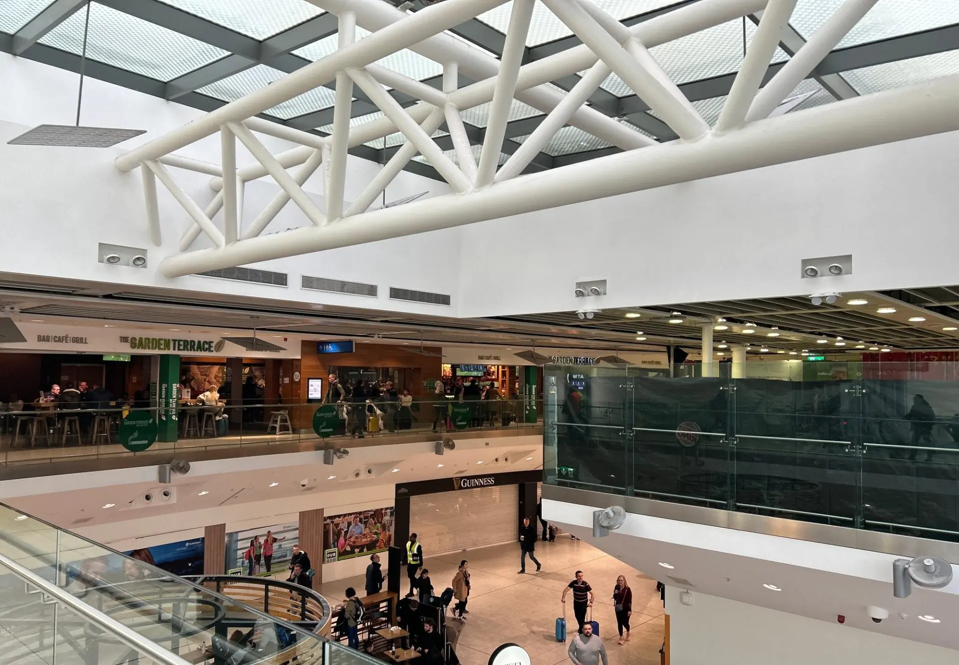 Dublin international airport (1)