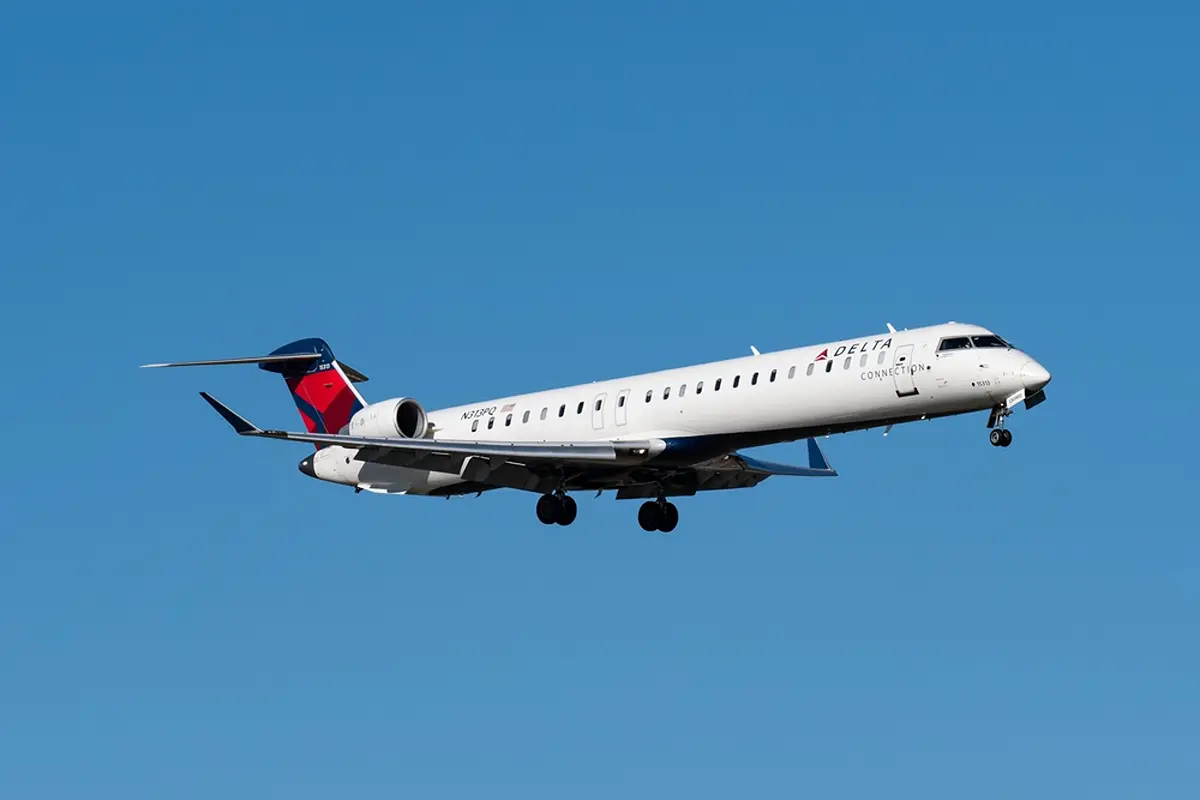 Delta CRJ Delta CRJ
