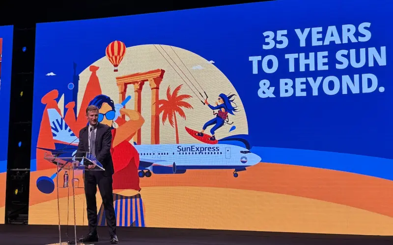 SunExpress CEO Max Kownatzki