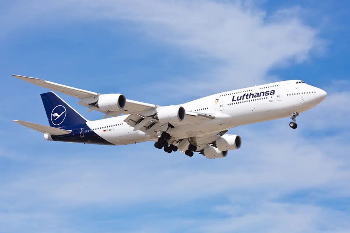 LH 747 8 LH 747 8