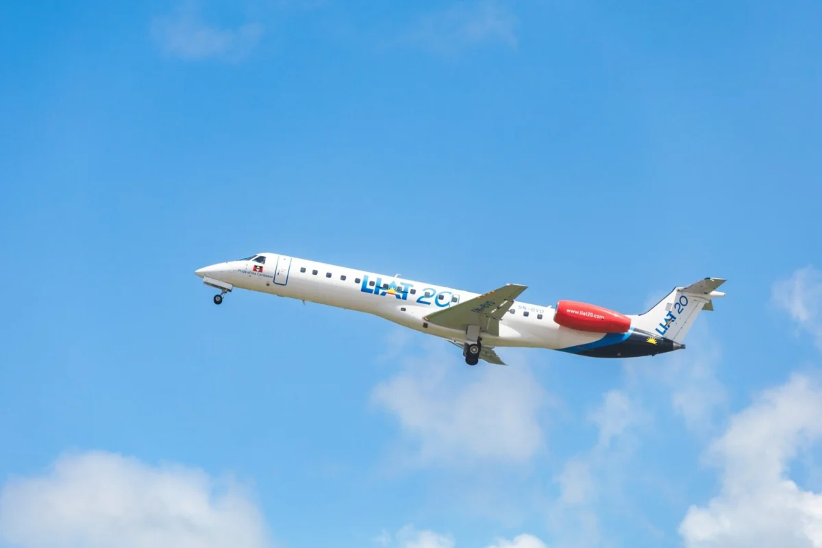 LIAT20 Embraer ERJ 145 LIAT20 Embraer ERJ-145