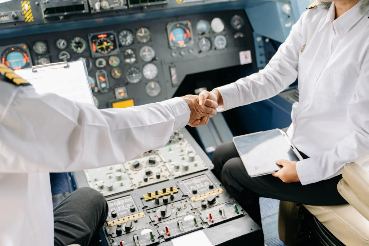 MatureCommercialMalePilotBeautifulMiddleAgedWomanAirplaneCaptain Mature,Commercial,Male,Pilot,Beautiful,Middle,Aged,Woman,Airplane,Captain