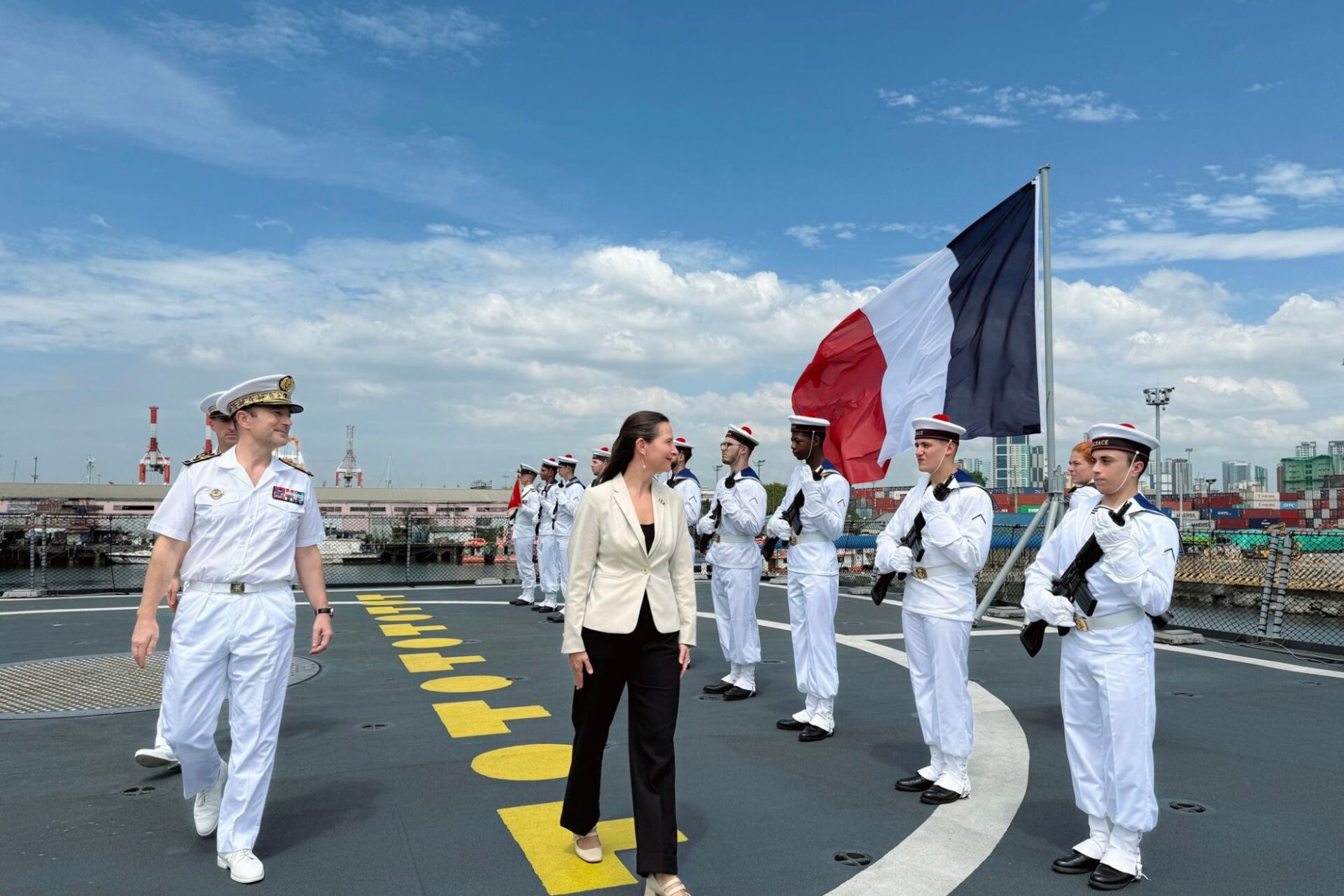 French aircraft carrier hold combat drills with PH forces- AeroTime