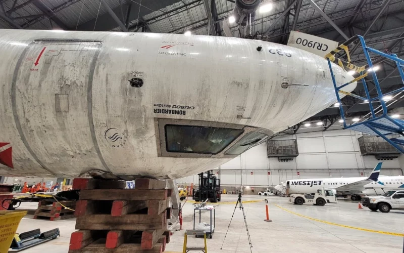 Endeavor Air Delta Connection crash toronto preliminary report TSB