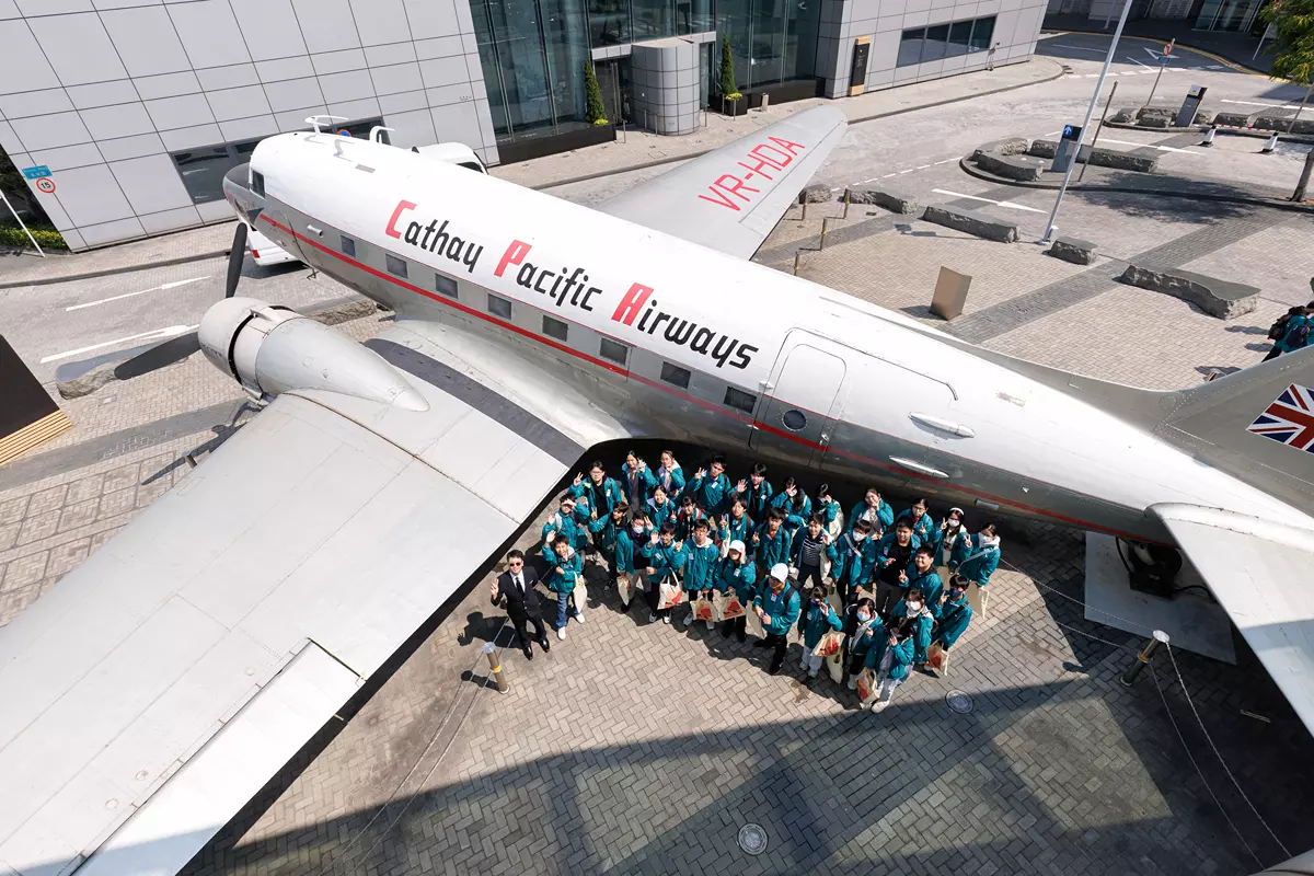Cathay Pacific Cathay Pacific