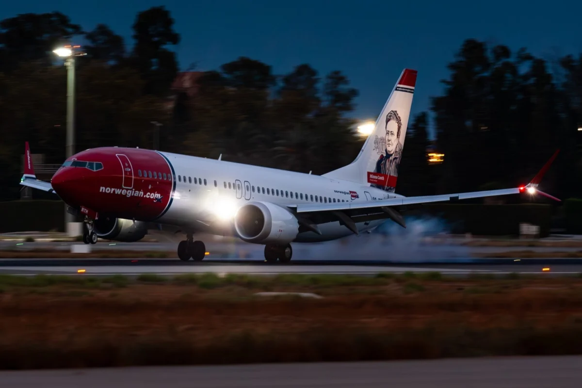 Norwegian Boeing 737 800 Norwegian Boeing 737 800