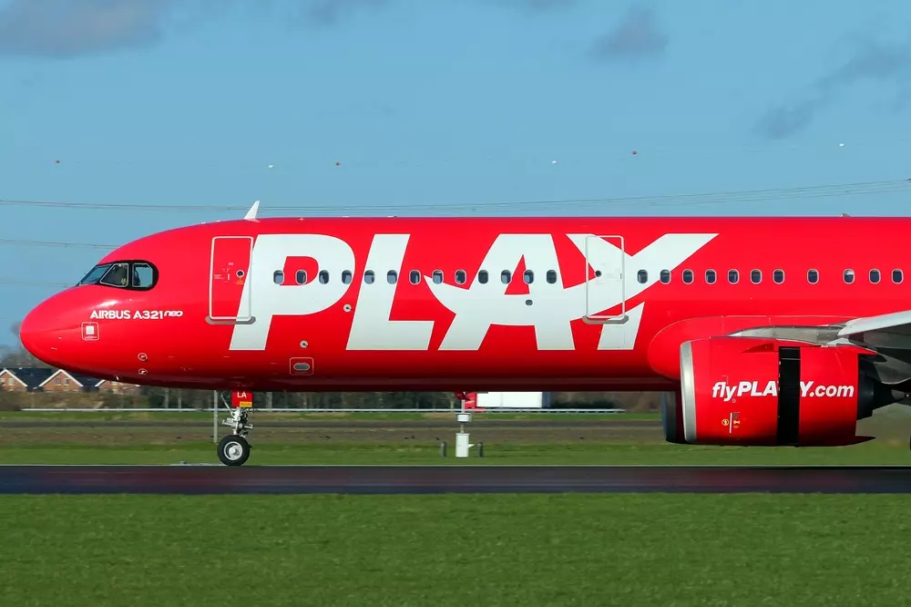 PLAY