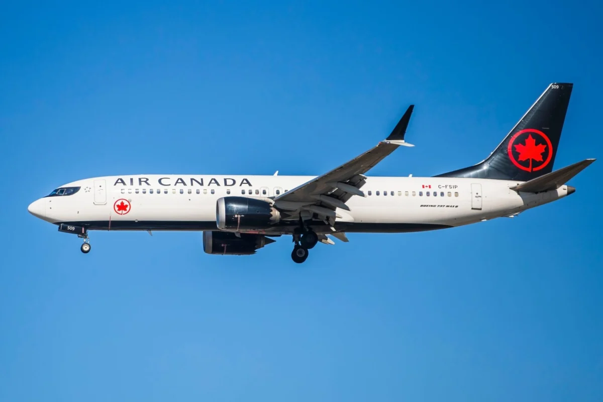 Air Canada 737 MAX8