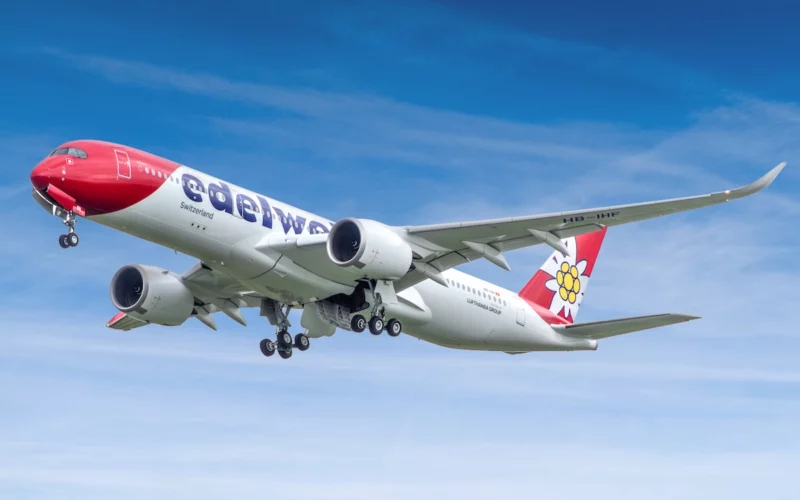 edelweissairbusa350pizberninahb-ihf
