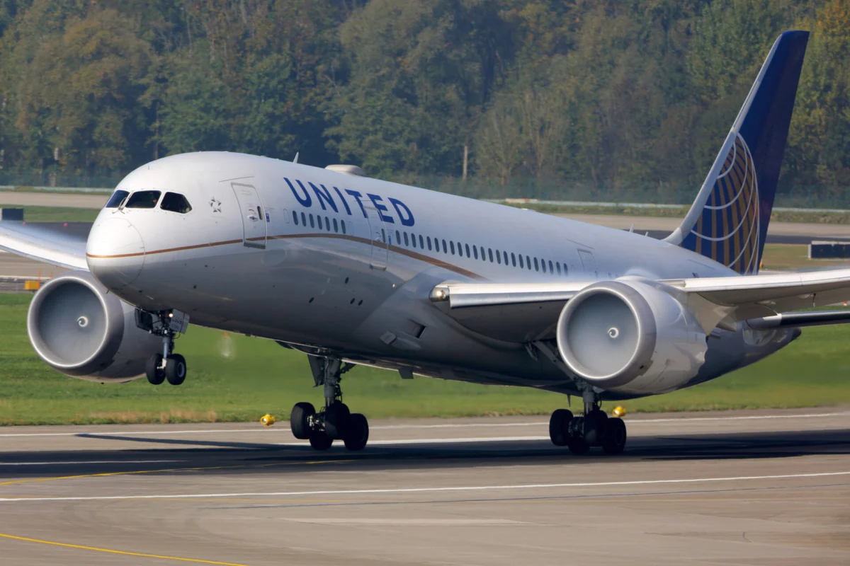 United Airlines Boeing 787 8 United Airlines Boeing 787 8