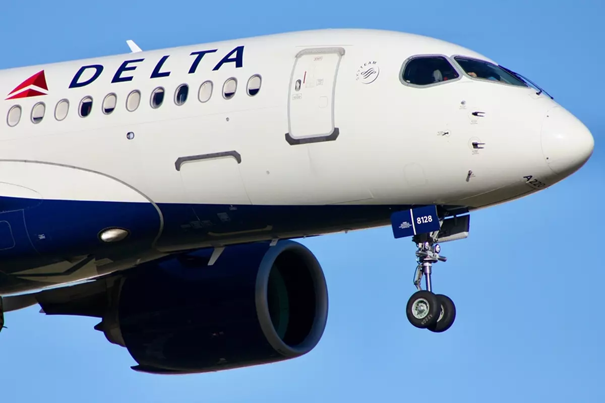 Delta A220 Delta