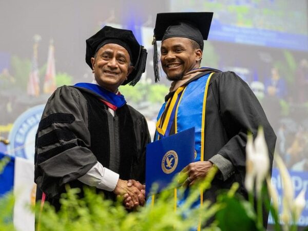 Embry-Riddle starts programs in airline, airport management