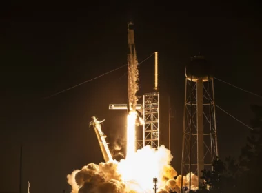SpaceX launches Fram2
