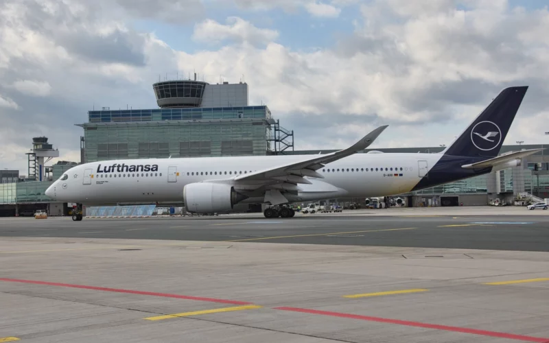 Lufthansa Airbus A350 900