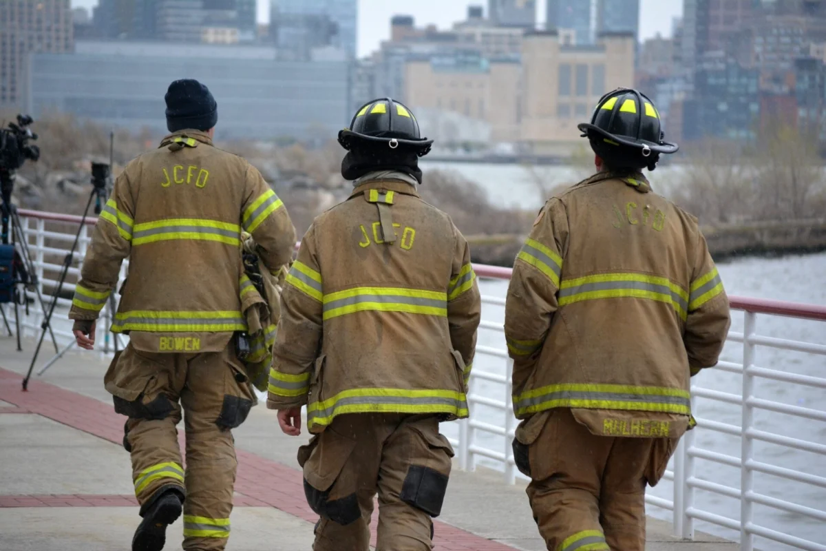 New York Firefighters Hudson River helicopter crash