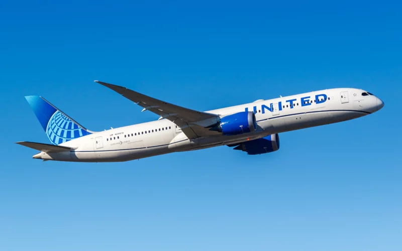 United 787