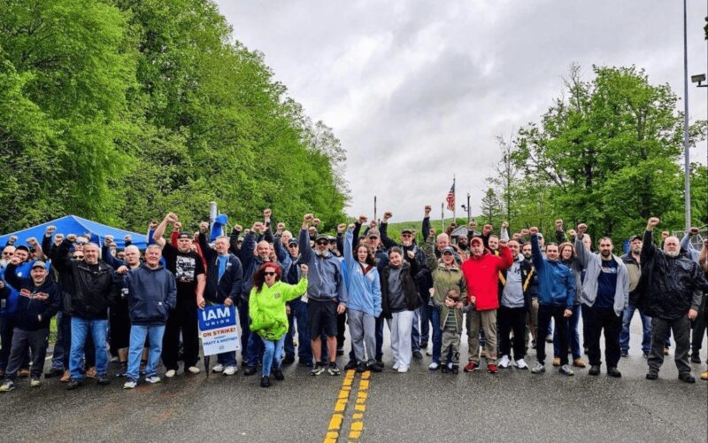 Pratt & Whitney striking machinists