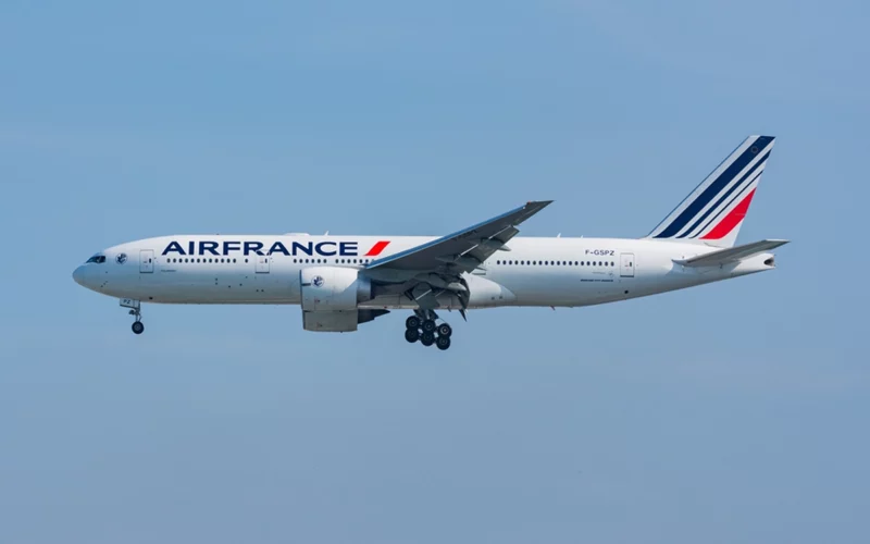 AF777