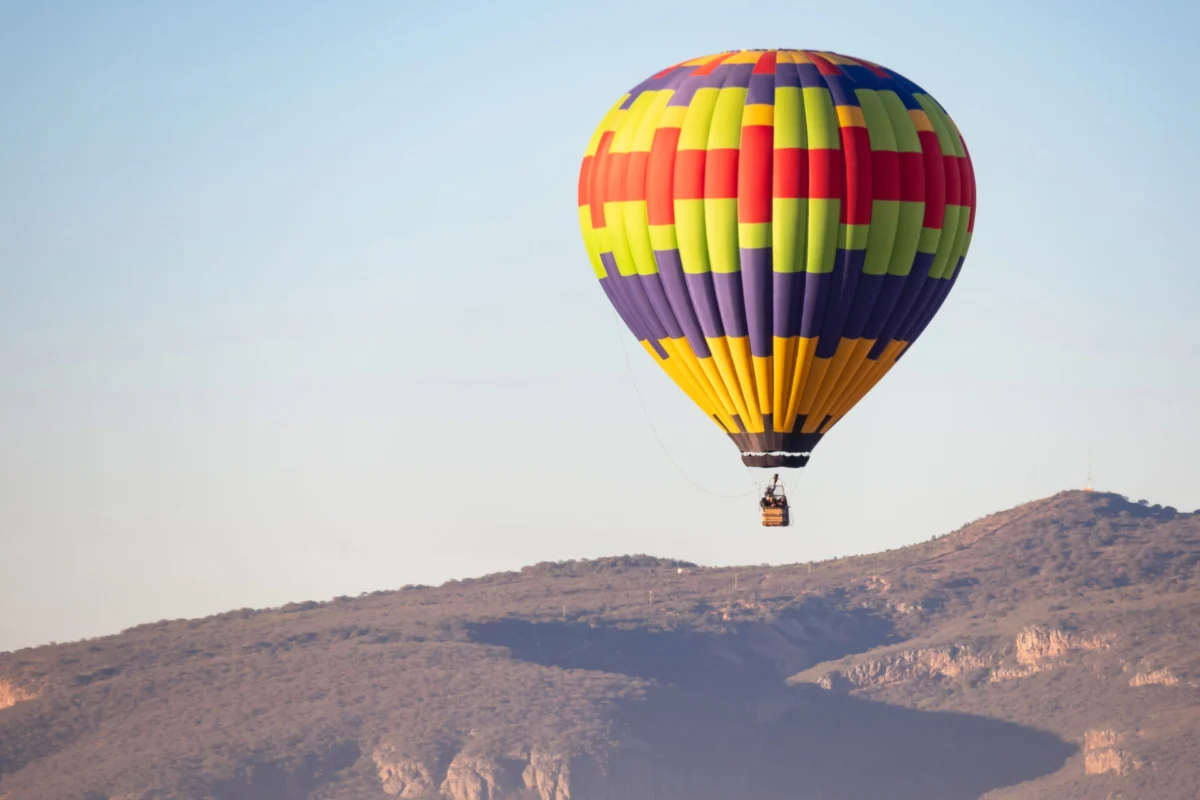 Hot air balloon