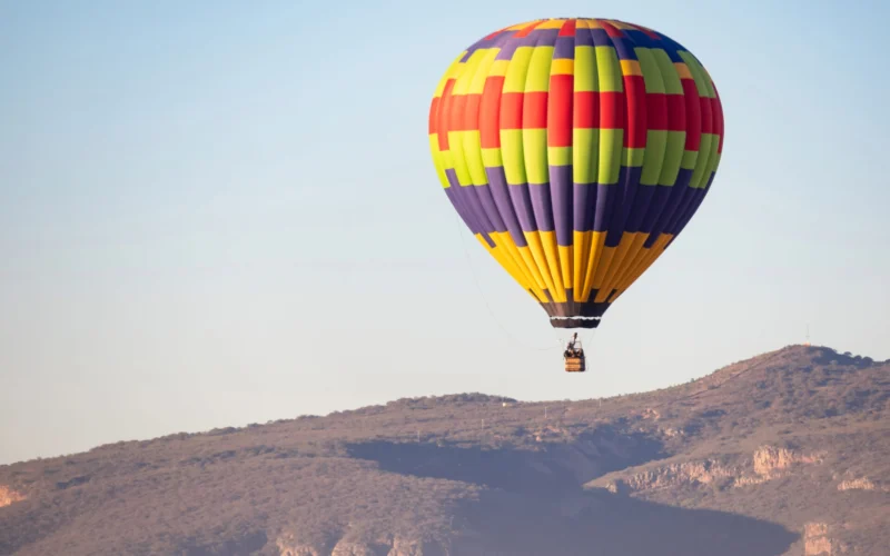 Hot air balloon