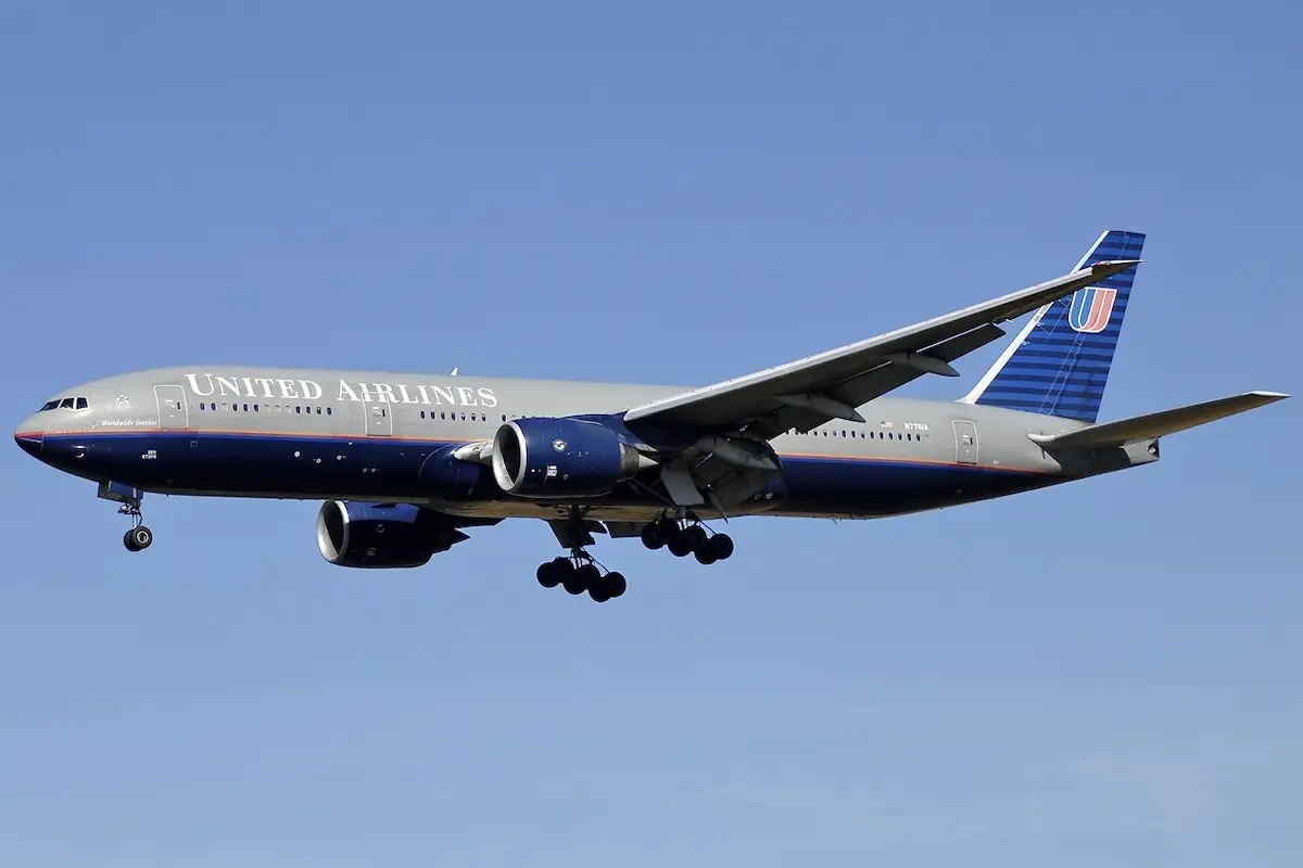 First B777 200 United Airlines