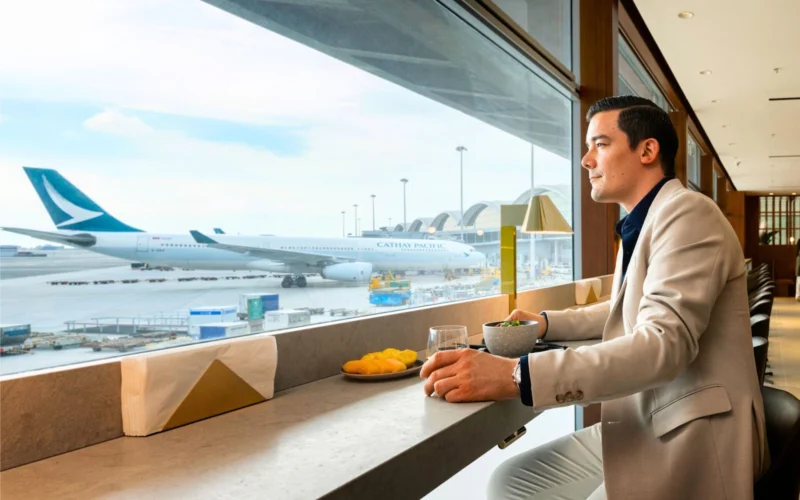 Cathay Pacific reopens the Bridge