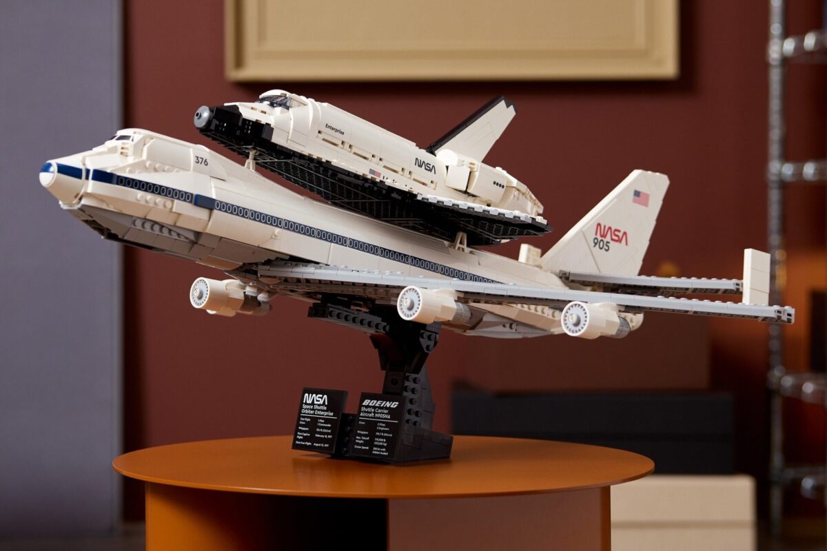 LEGO Space Shuttle Enterprise Boeing 747 shuttle carrier
