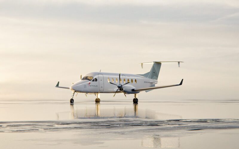 Stralis-B1900D-HE-aircraft-tarmac-1