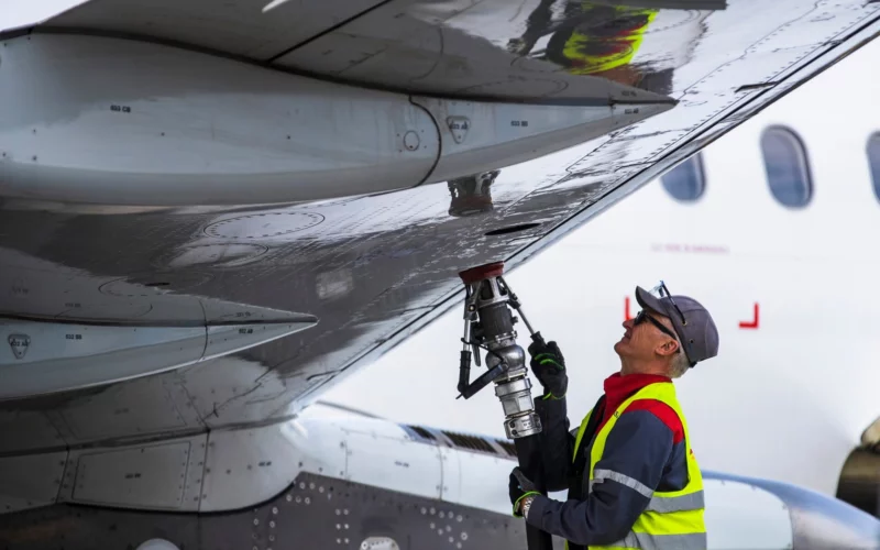 Aircraft fueling process
