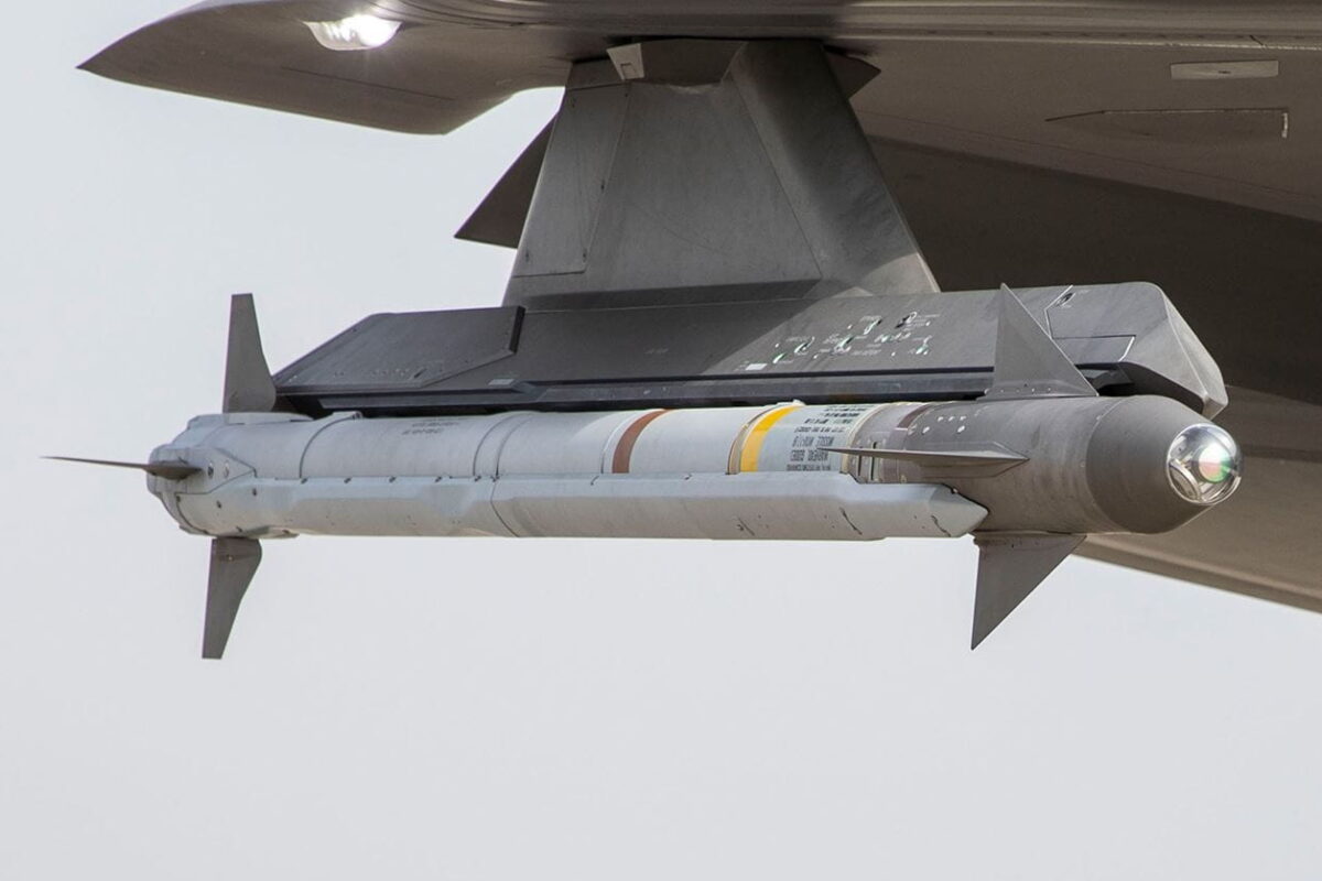 An AIM-9X air-to-air missile on a USMC aircraft