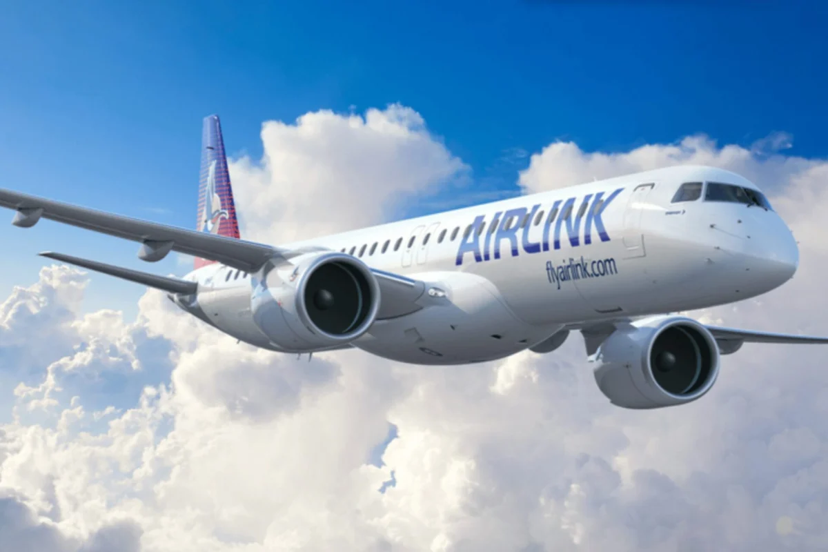 Embraer E195 E2 twin engine passenger aircraft Embraer E195 E2 twin engine passenger aircraft